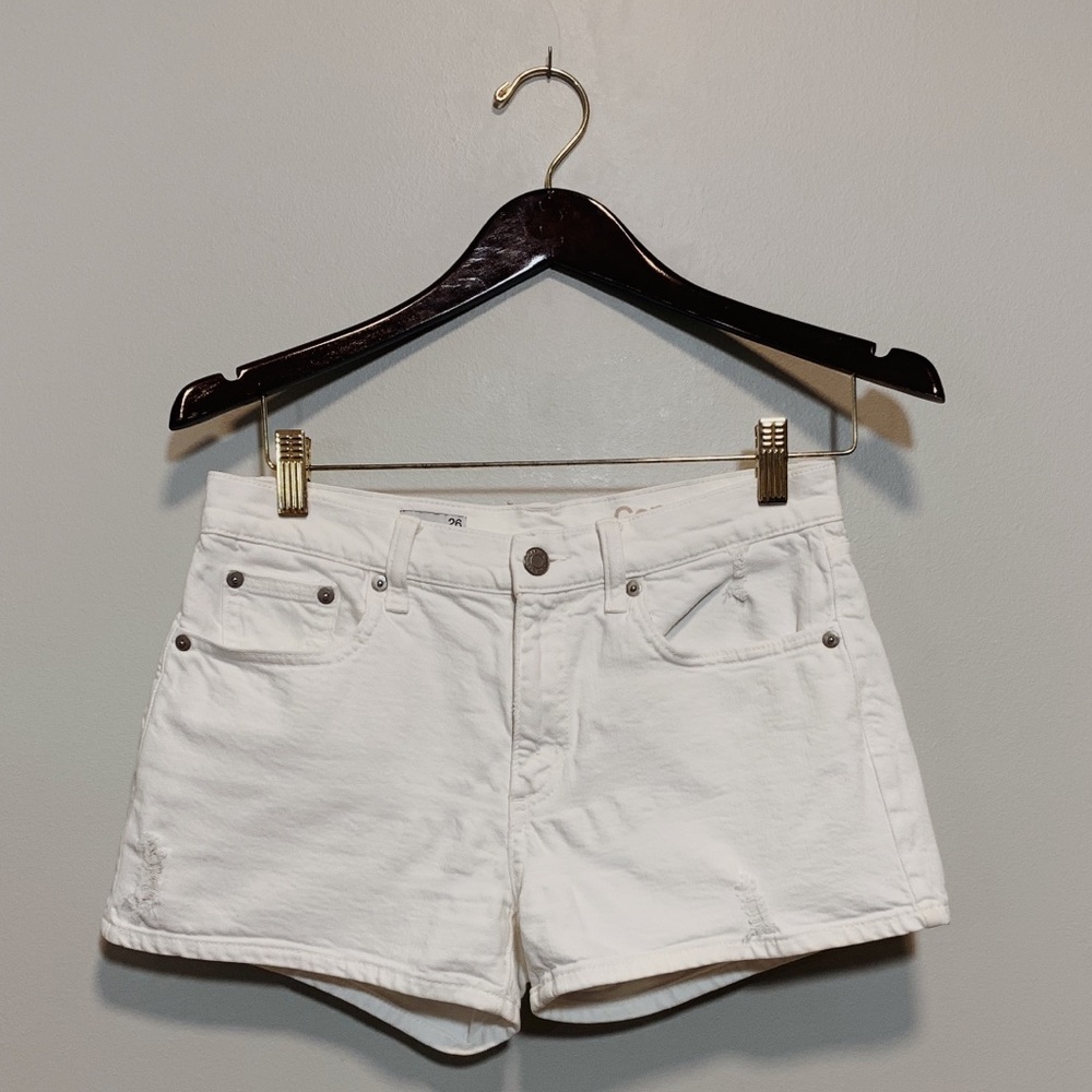 Gap 1969 - white denim shorts, size 26 slim